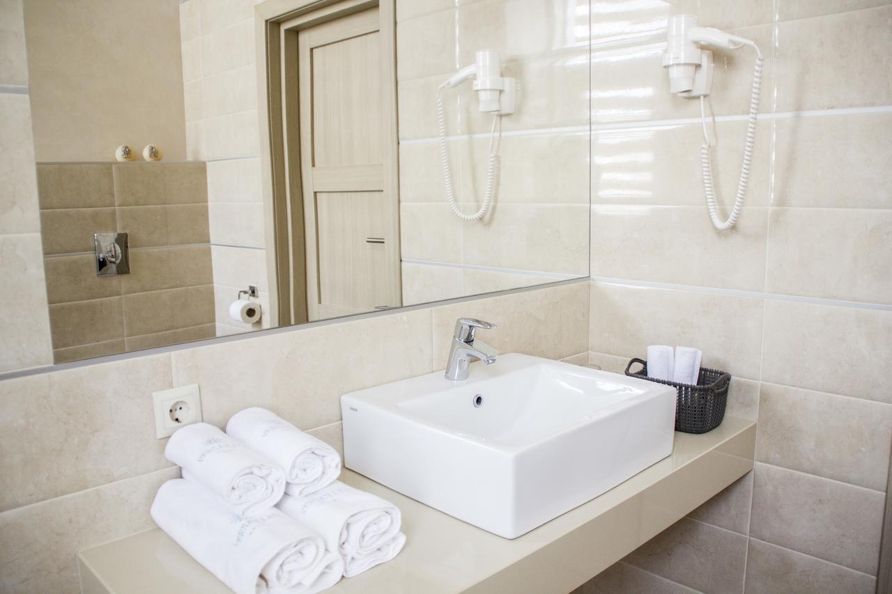 לוצק Hotel Versailles חדר תמונה